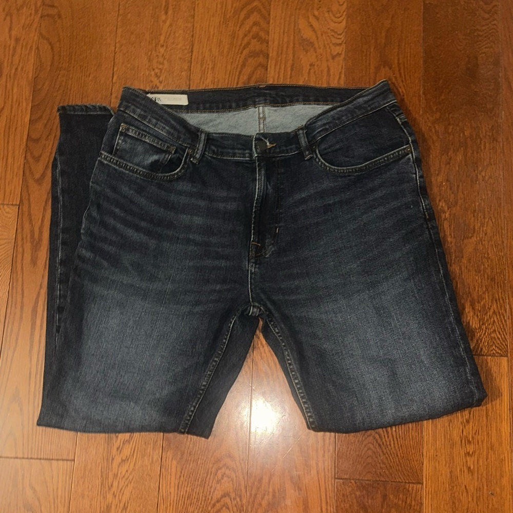 Zara Men’s Dark Blue Jeans